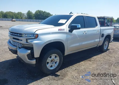 2019 Chevrolet Silverado 1500 Rst z USA, uszkodzony, nr VIN 3GCUYEED4KG143275